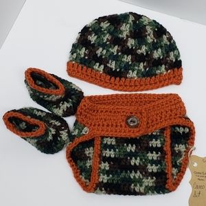 Baby Newborn Camo Set 3 pc hat diaper cover bootie